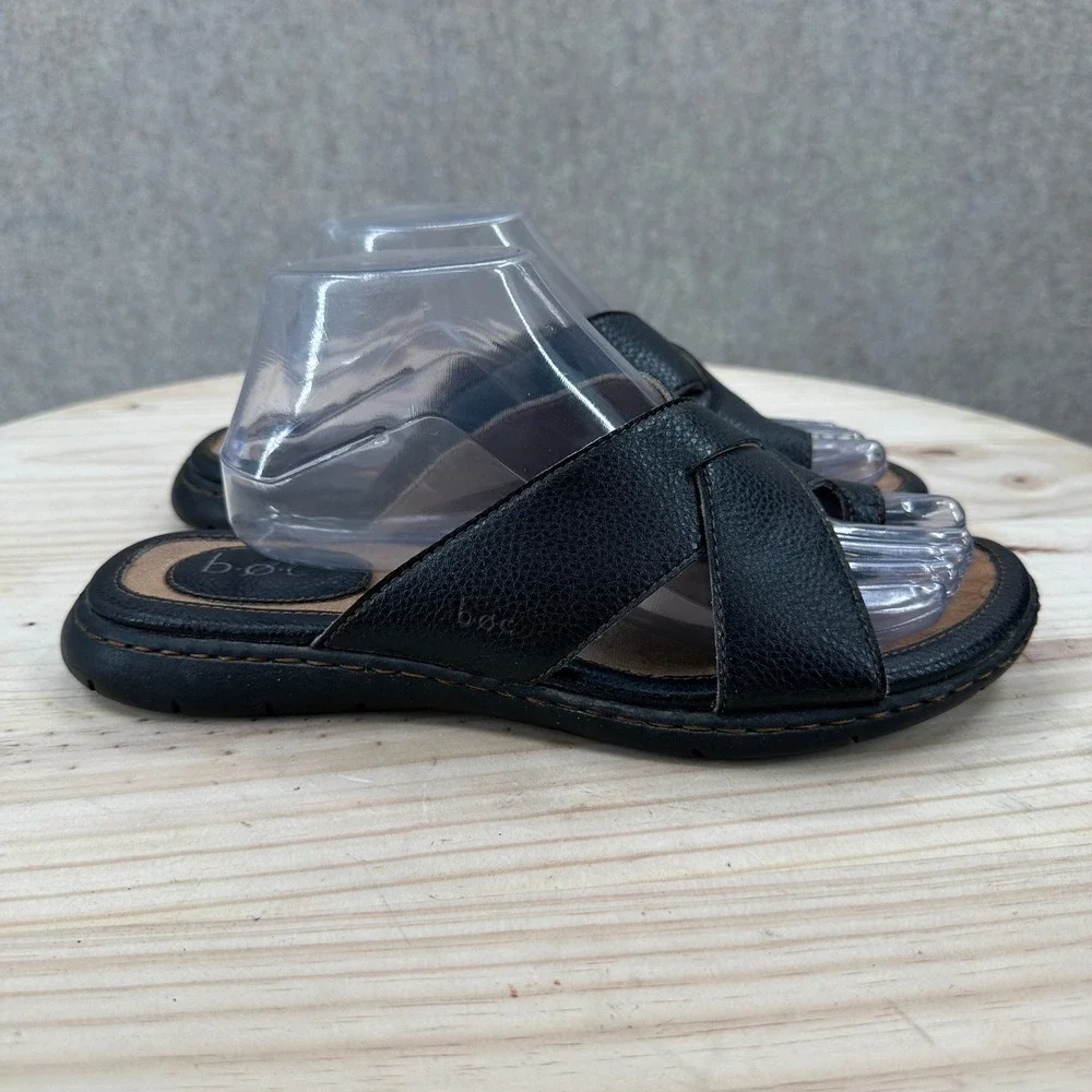b.o.c. Born Slide Sandals Womens 10 Black Leather Toe Loop